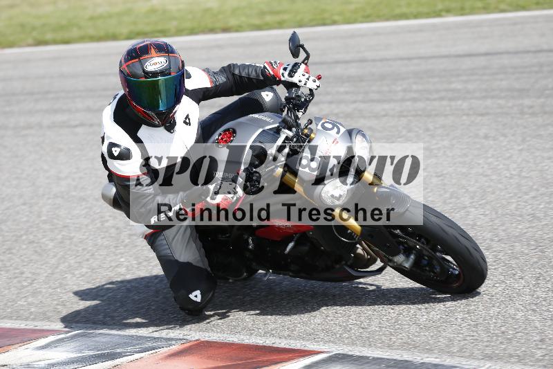 /Archiv-2025/09 22.04.2025 Cornu Master School ADR/rot-rouge/89